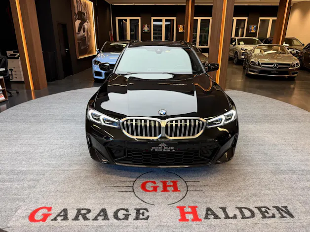 BMW 318i  M-Sport Touring