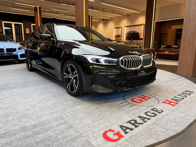 BMW 318i  M-Sport Touring