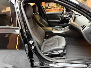 BMW 318i  M-Sport Touring