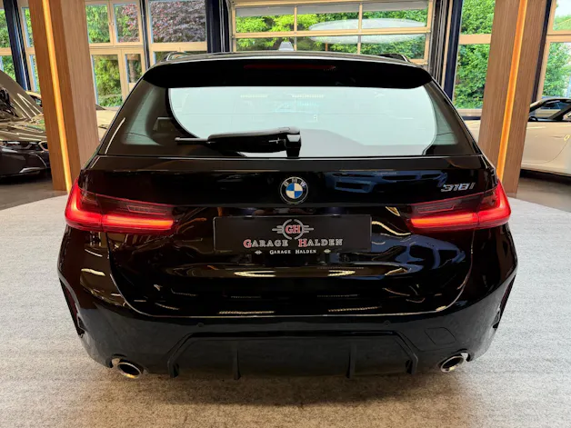 BMW 318i  M-Sport Touring
