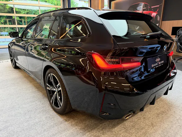 BMW 318i  M-Sport Touring