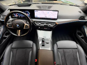 BMW 318i  M-Sport Touring