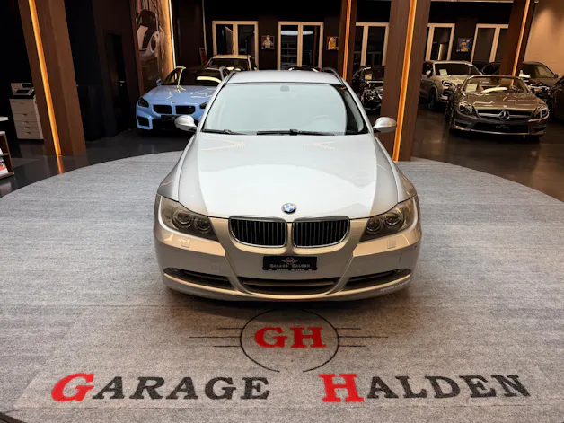 BMW 330xi Touring