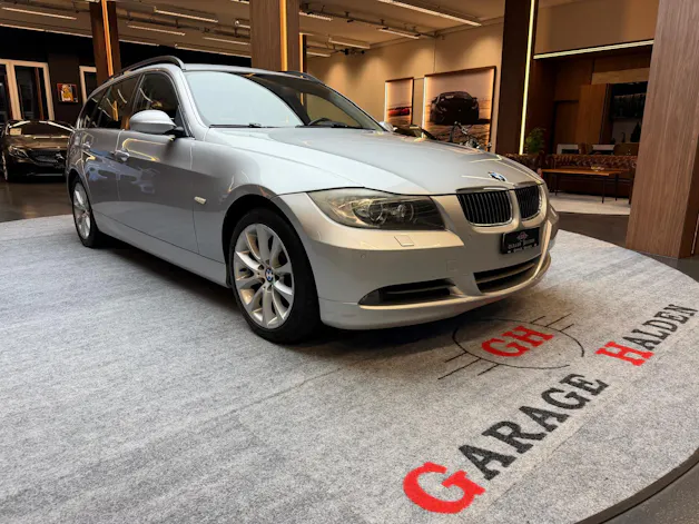 BMW 330xi Touring