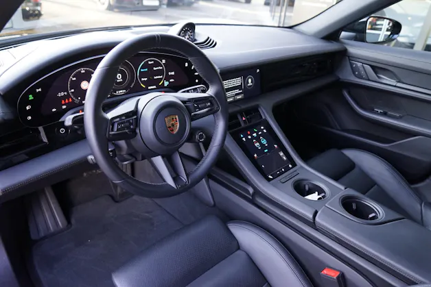 Porsche Taycan 4S Sport Turismo Perf.
