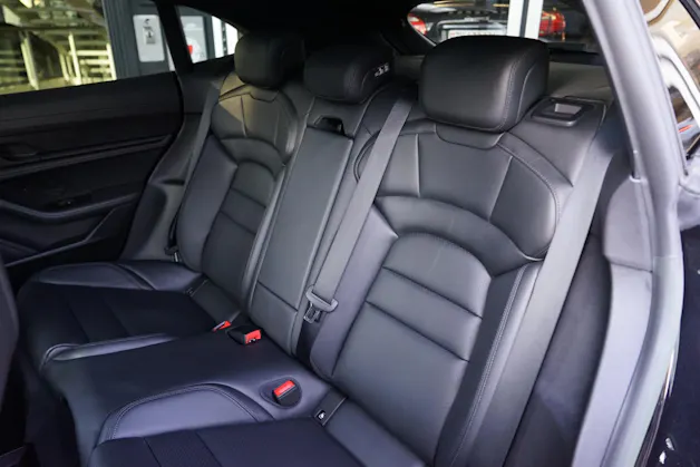Porsche Taycan 4S Sport Turismo Perf.
