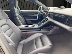 Porsche Taycan 4S Sport Turismo Perf.