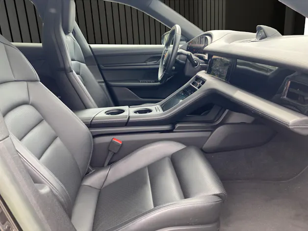 Porsche Taycan 4S Sport Turismo Perf.