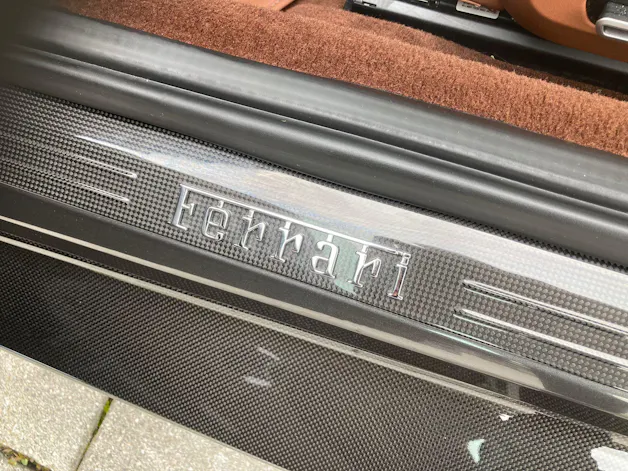 Ferrari Roma 3.9 V8 T