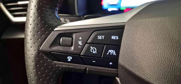 SEAT Leon ST 1.4 eHybrid pHEV DSG Hola FR