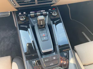 Porsche 911 Carrera 4 GTS