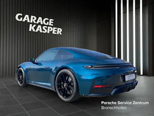 Porsche 911 Carrera 4 GTS