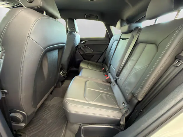 Audi Q3 35 TFSI S line Attraction S-tronic