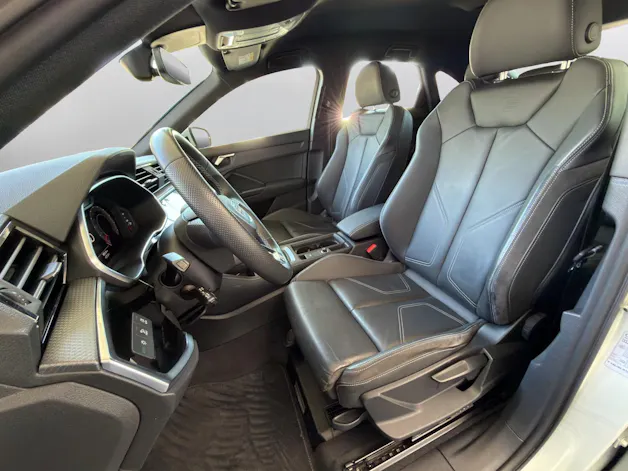 Audi Q3 35 TFSI S line Attraction S-tronic
