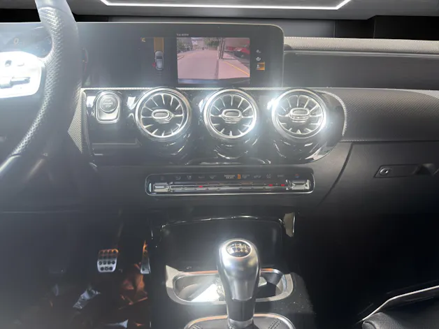 Mercedes-Benz A 200 AMG Line