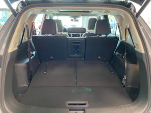Nissan X-Trail 1.5 VC-T e-Power 4WD 7 Sitze Tekna+