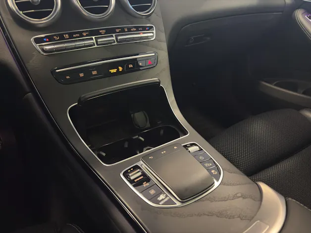 Mercedes-Benz GLC 300 e Off-Road 4Matic
