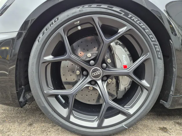 Audi RS4 Avant 25 year edition quattro tiptronic