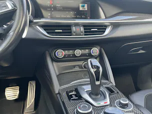Alfa Romeo Stelvio 2.9 V6 Biturbo Q4 Quadrifoglio SKY AKRAPOVIC