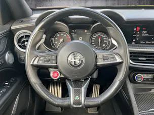 Alfa Romeo Stelvio 2.9 V6 Biturbo Q4 Quadrifoglio SKY AKRAPOVIC