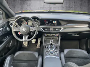 Alfa Romeo Stelvio 2.9 V6 Biturbo Q4 Quadrifoglio SKY AKRAPOVIC
