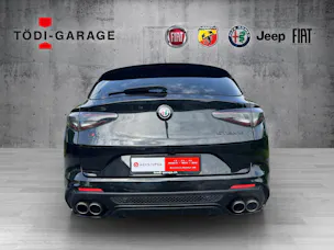 Alfa Romeo Stelvio 2.9 V6 Biturbo Q4 Quadrifoglio SKY AKRAPOVIC