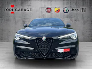 Alfa Romeo Stelvio 2.9 V6 Biturbo Q4 Quadrifoglio SKY AKRAPOVIC