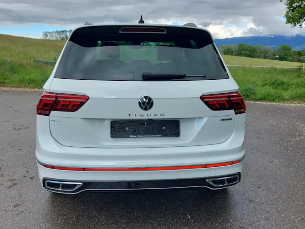 VW Tiguan 2.0TSI R-Line 4Motion DSG