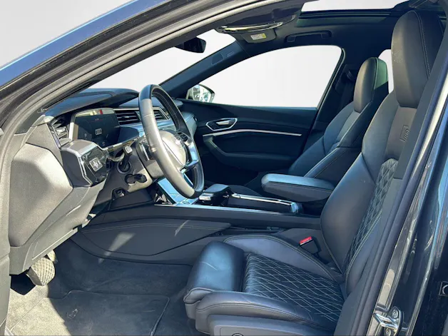 Audi e-tron Sportback 55 S Line quattro