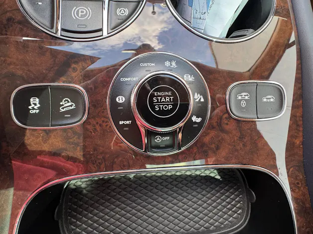 Bentley Bentayga 6.0 W12