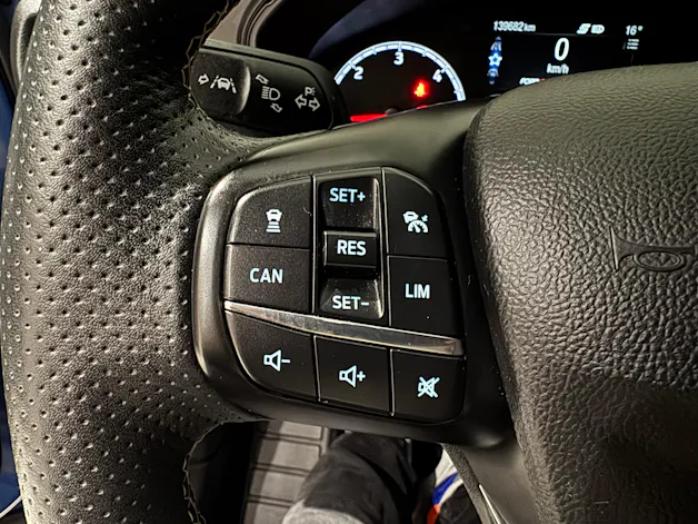 Ford Focus ST 2.0 ST Performance | 1.Hand | CH |