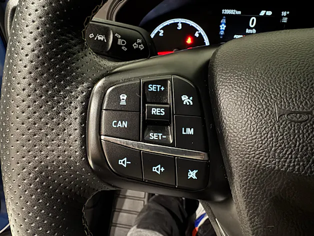 Ford Focus ST 2.0 ST Performance | 1.Hand | CH |