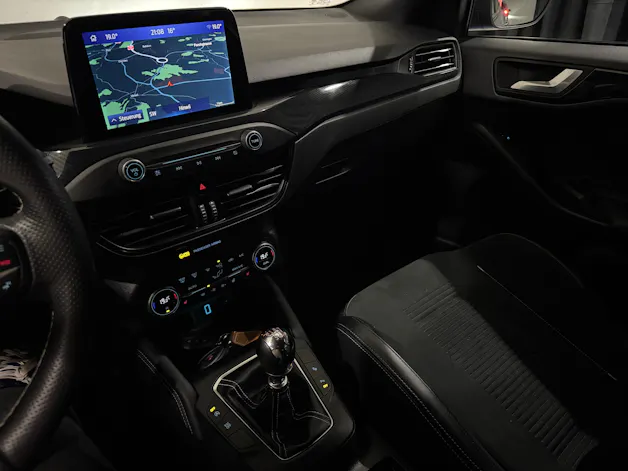 Ford Focus ST 2.0 ST Performance | 1.Hand | CH |