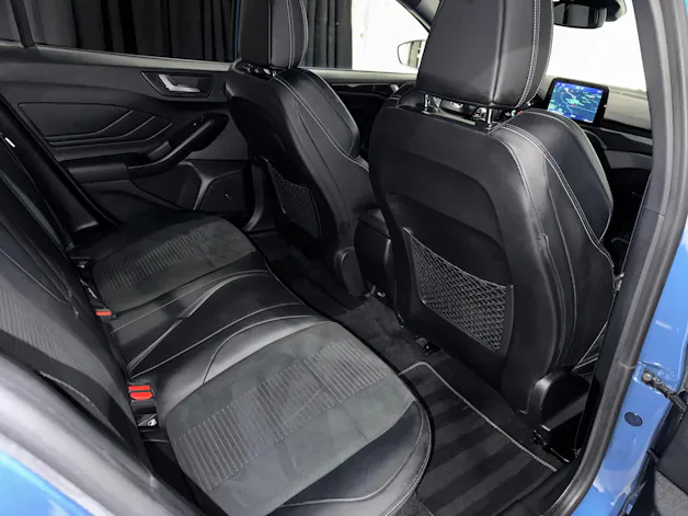 Ford Focus ST 2.0 ST Performance | 1.Hand | CH |