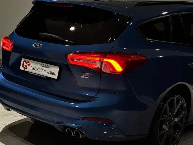 Ford Focus ST 2.0 ST Performance | 1.Hand | CH |