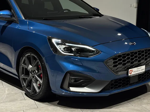 Ford Focus ST 2.0 ST Performance | 1.Hand | CH |