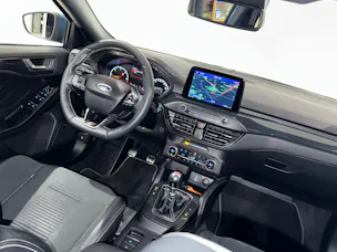 Ford Focus ST 2.0 ST Performance | 1.Hand | CH |