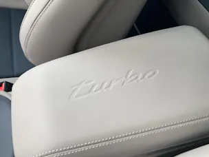 PORSCHE Macan Turbo