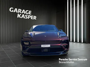 PORSCHE Macan Turbo