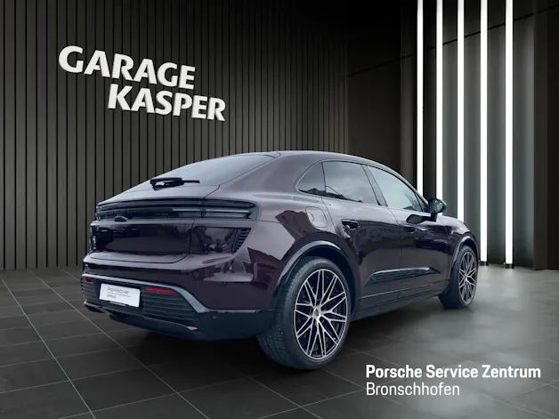 PORSCHE Macan Turbo