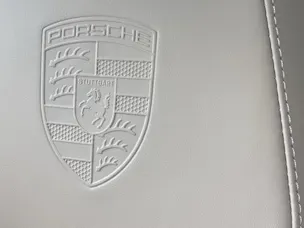 PORSCHE Macan Turbo