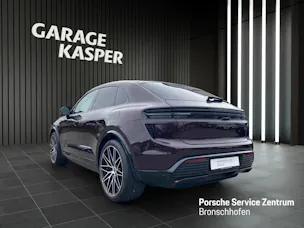 PORSCHE Macan Turbo