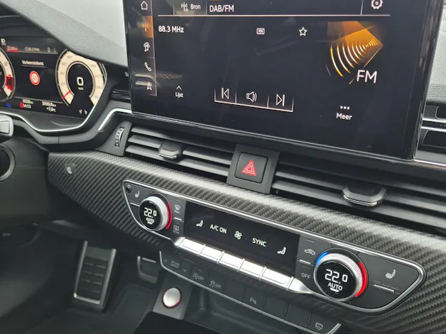 Audi RS4 Avant 25 year edition quattro tiptronic