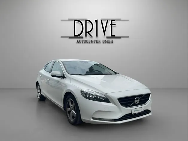 Volvo V40 D2 Momentum Powershift