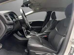 Volvo V40 D2 Momentum Powershift