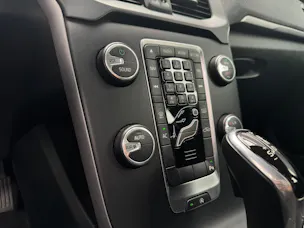 Volvo V40 D2 Momentum Powershift