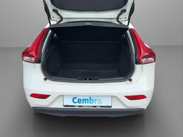 Volvo V40 D2 Momentum Powershift