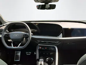 Audi SQ5 SUV TFSI quat. 270 kW S t. 3000ccm 367PS/270kW 6 Zylinder V6 TFSI Benzin / mHEV