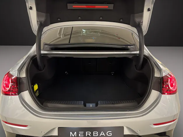 Mercedes-Benz CLA 350 4 Matic 85 kWh EQ