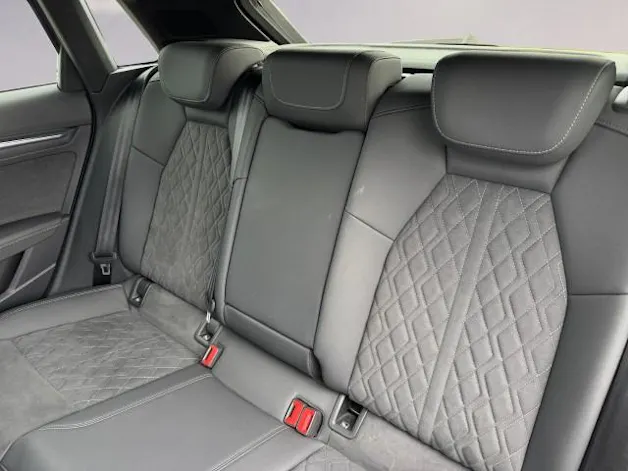 Audi A3 Sportback 40 TFSI e S line Attraction S-tronic